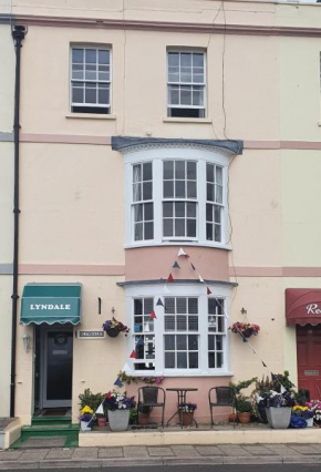 Гостиница Lyndale Guest House  Уэймут